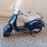 VESPA GTS 250