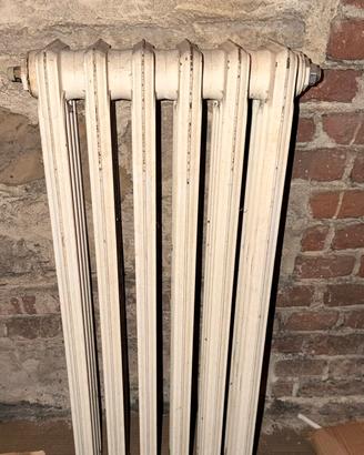 Termosifone in ghisa d’epoca