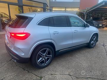 mercedes gla  amg Premium Plus 