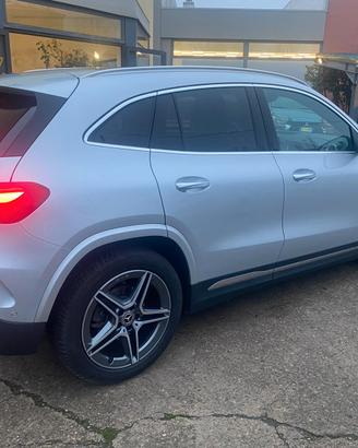 mercedes gla  amg Premium Plus 