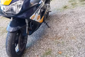 Honda CBR 900 RR FIREBLADE 