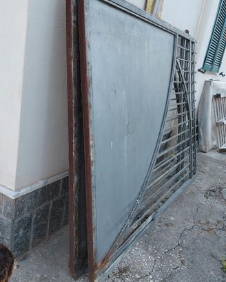 Cancello in ferro pieno