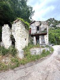 Rustico / Casale di 75 m² a Cantalice