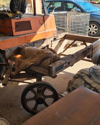 carro agricolo con frantoio