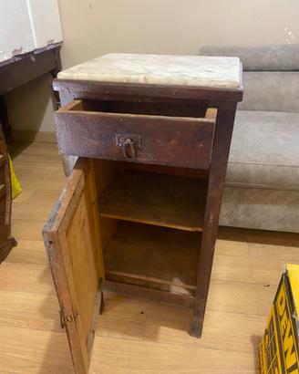 Coppia comodini vintage anni ’50/’60 in legno con