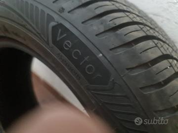 Goodyear vector 4dtagioni