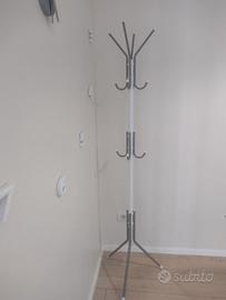 Appendi giacche e ombrelli piantana