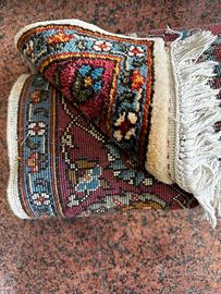 Tappeto Persiano Annodato a Mano (2m x 3m)