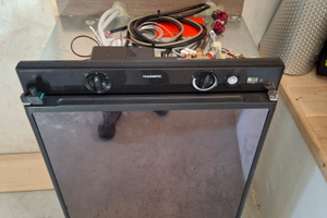 Frigo trivalente Dometic camper ( 80L)