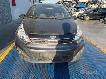 RICAMBI USATI AUTO VARI KIA RIO 2012 1400 DIESEL