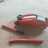 Cric idraulico a carrello 