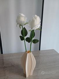 vaso decorativo con fiori