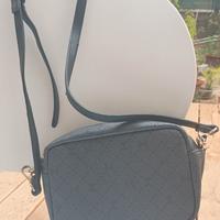 pochette tracolla carpisa