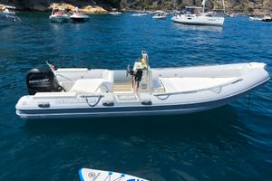 Clubman 21 gommone