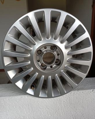 cerchi in lega Fiat 500