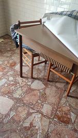  mobili da cucina con tavolo e sei sedie