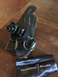 Sabot neri da donna con rosa in tessuto - usati