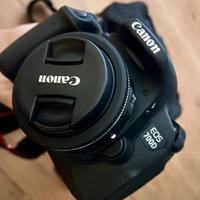 Canon700d  2 obiettivi borsa Canon treppiedi Hama