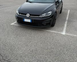 VW GOLF 7.5 R Line 1.6 TDI DSG