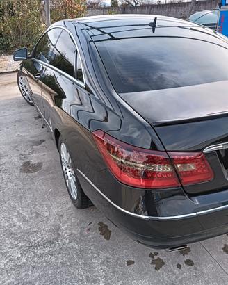 Mercedes E coupé benzina 18