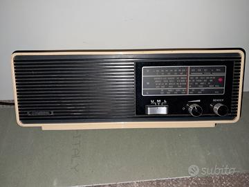 Radio vintage marca grundig