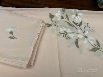 tovaglia rosa pallido bisso di cotone 220x130