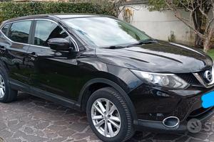 Nissan Qashqai 1.5 Dci - Diesel 115 cv, Anno 2015