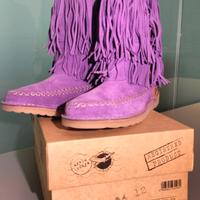 Stivaletti scamosciati indianino con frange tg.39