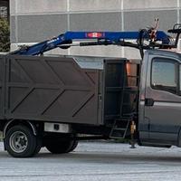 Iveco daily con gru