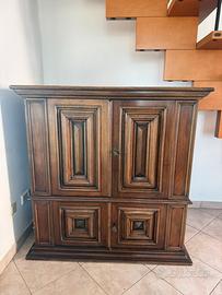Credenza in legno stile classico/rustico