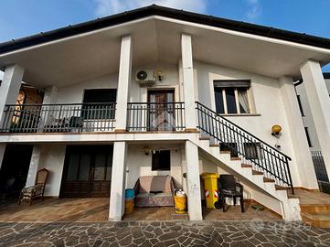 CASA INDIPENDENTE A FOLLINA