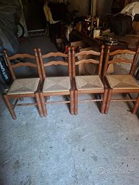 Sedie in legno massello 