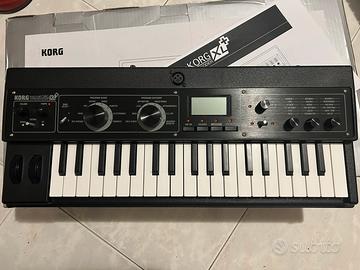 Microkorg XL + tastiera sintetizzatore 8 voci