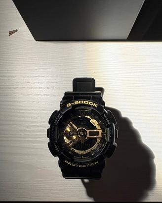Casio G-Shock GA-100 Nero/Oro - Perfetto