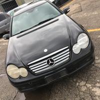 RICAMBI AUTO Mercedes Classe C Sport coupe' 2004