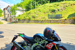 Aprilia Tuono V4 1100 Factory 2017