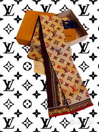 Foulard LOUIS VUITTON