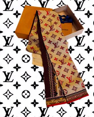 Foulard LOUIS VUITTON