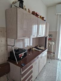Mobile cucina vintage in buono stato  anche gratis