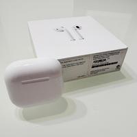 Apple Airpods 4 con cancellazione del rumore