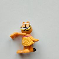 Figure Garfield con un costume hawaian