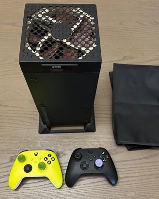 Xbox Series X 1TB + 2 controller + base + ventola
