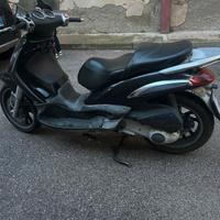Piaggio Beverly 125 – 2006 – buone condizioni – 