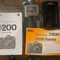 Nikon D 200 con Nikor AFS 18-55 VR