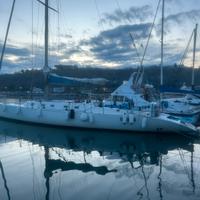 Imbarcazione a vela