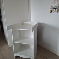 Fasciatoio/Libreria Ikea Smagora con materassino