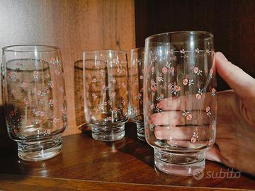 Set n.4 bicchieri decorati da Acqua con Rose