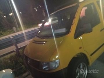 Mercedes Benz Vito 