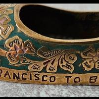 posacenere ottone con incisioni smalto 