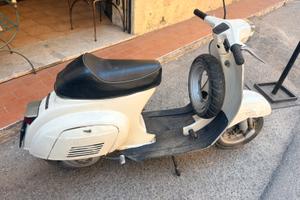 Vespa 50 special